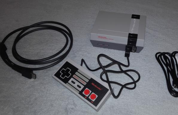 NES Mini - Nintendo Classic Mini 68e1e87b59c7a541e137  