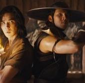 Johnny Cage, Kitana és Shao Kahn feszítenek a Mortal Kombat 2 első képein
