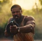 Michael B. Jordan vámpírokra vadászik a Sinners előzetesében