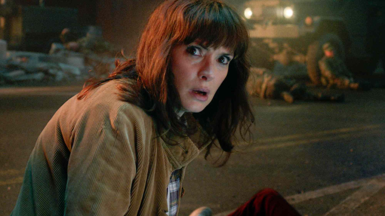 Winona Ryder mint Joyce Byers