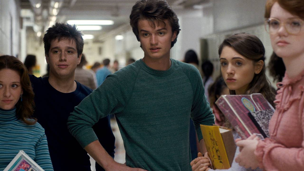 Joe Keery mint Steve Harington 