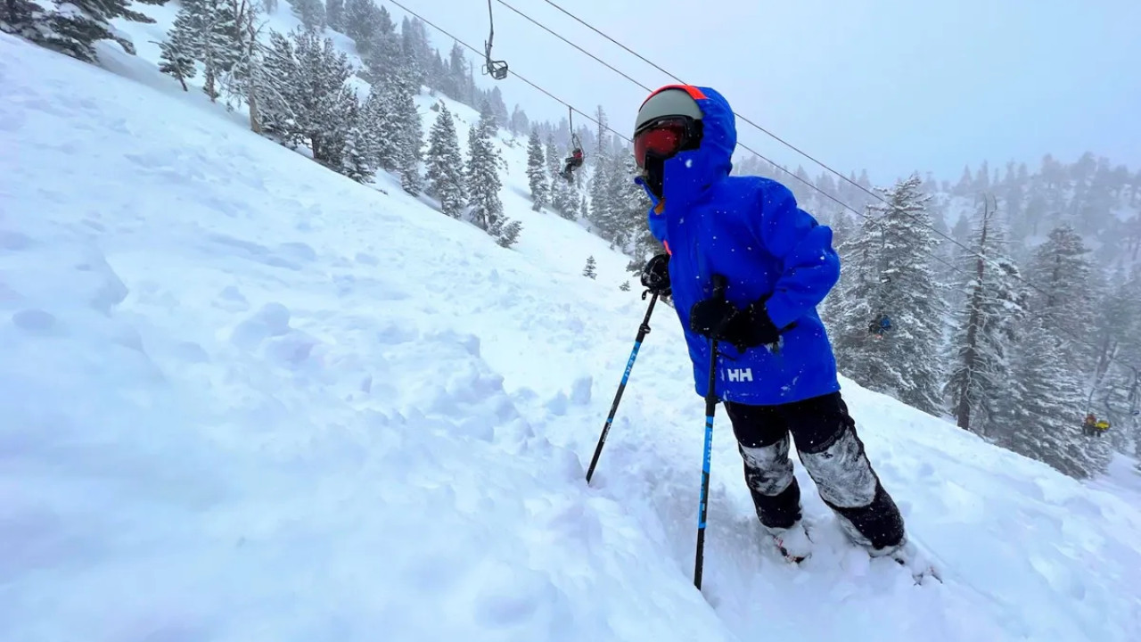 Nem a kép, nem a mostani hóviszonyokat mutatja, de nem is ez a kérdés. Vajon valódi kép vagy AI-generált?