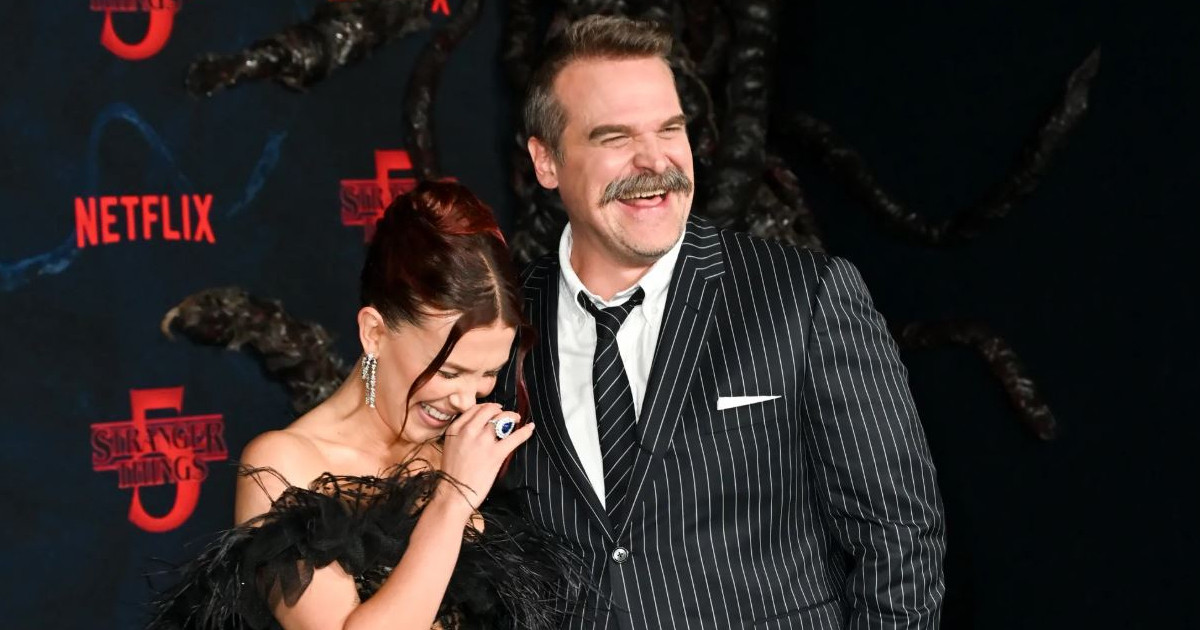 Millie Bobby Brown megszólalt David Harbour kapcsán – és semmi konkrétat nem mondott 