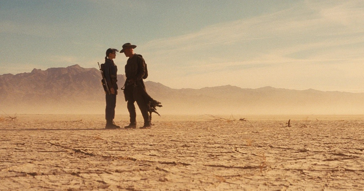 Csak nem egy kéz kandikál ki a Fallout kandallójából?