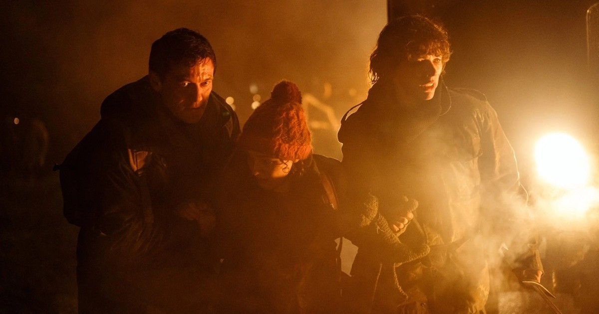 Komolyan EZZEL a filmmel próbál visszatérni A gépész rendezője?!