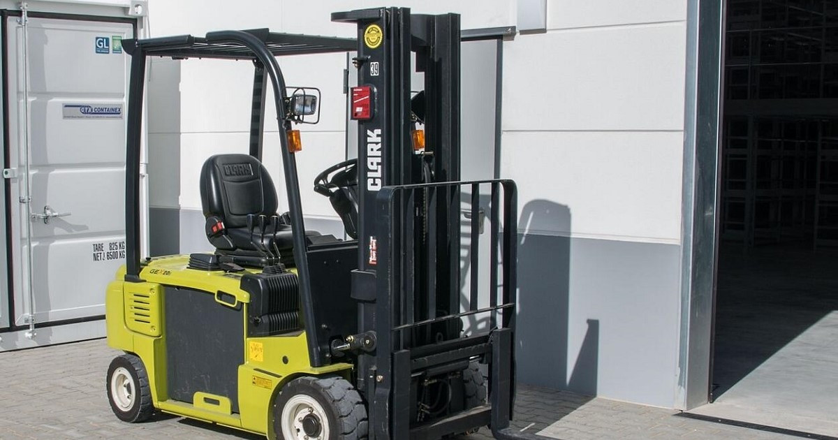 Milyen élmény a raktári munka?