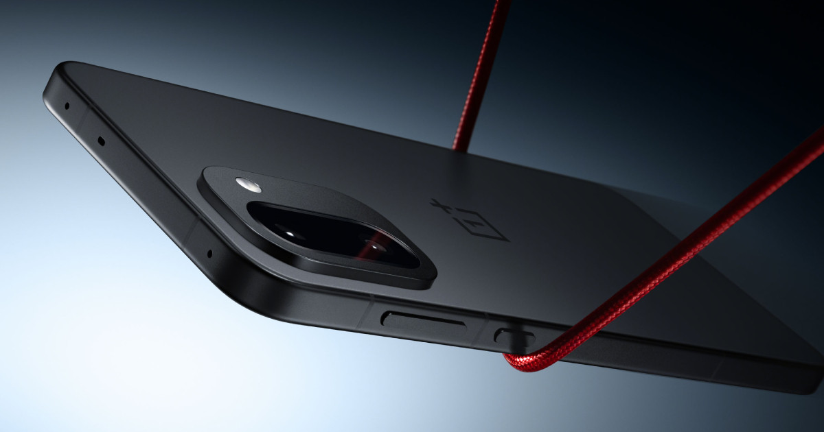 Csúcsmobil nem félmillióért? Itt az akkumulátor-szörnyeteg OnePlus 15R