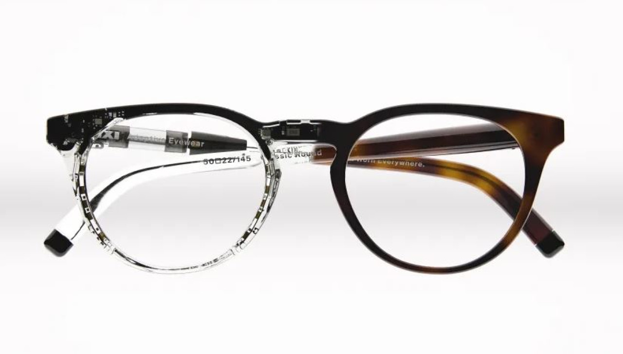 A belső szerkezet látható ebben a félig átlátszó keretben. (Fotó:&nbsp;IXI)&nbsp;