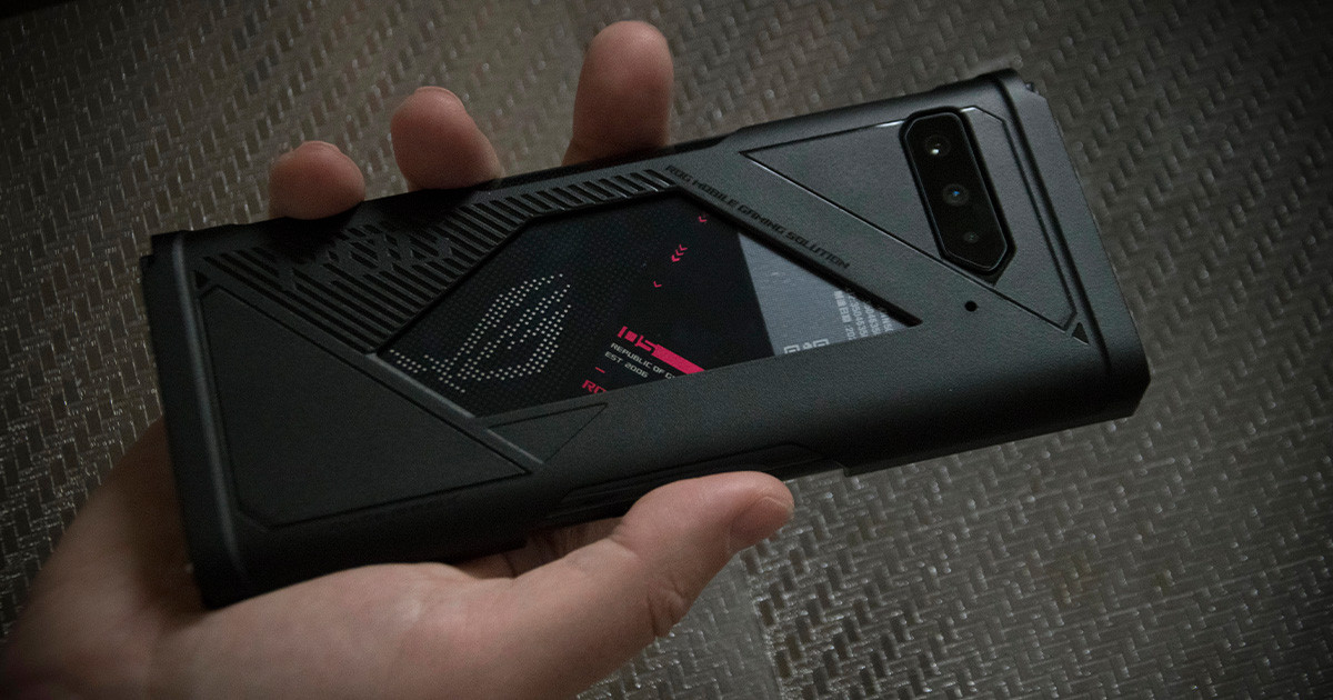 Ha új ASUS gamer telóra vágysz, engedd el