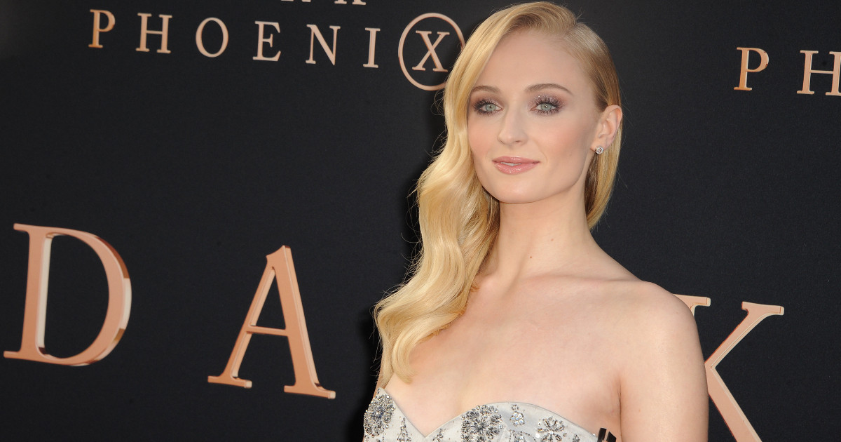 BRÉKING: Így néz ki Sophie Turner Lara Croftként az új Tomb Raider sorozatban!