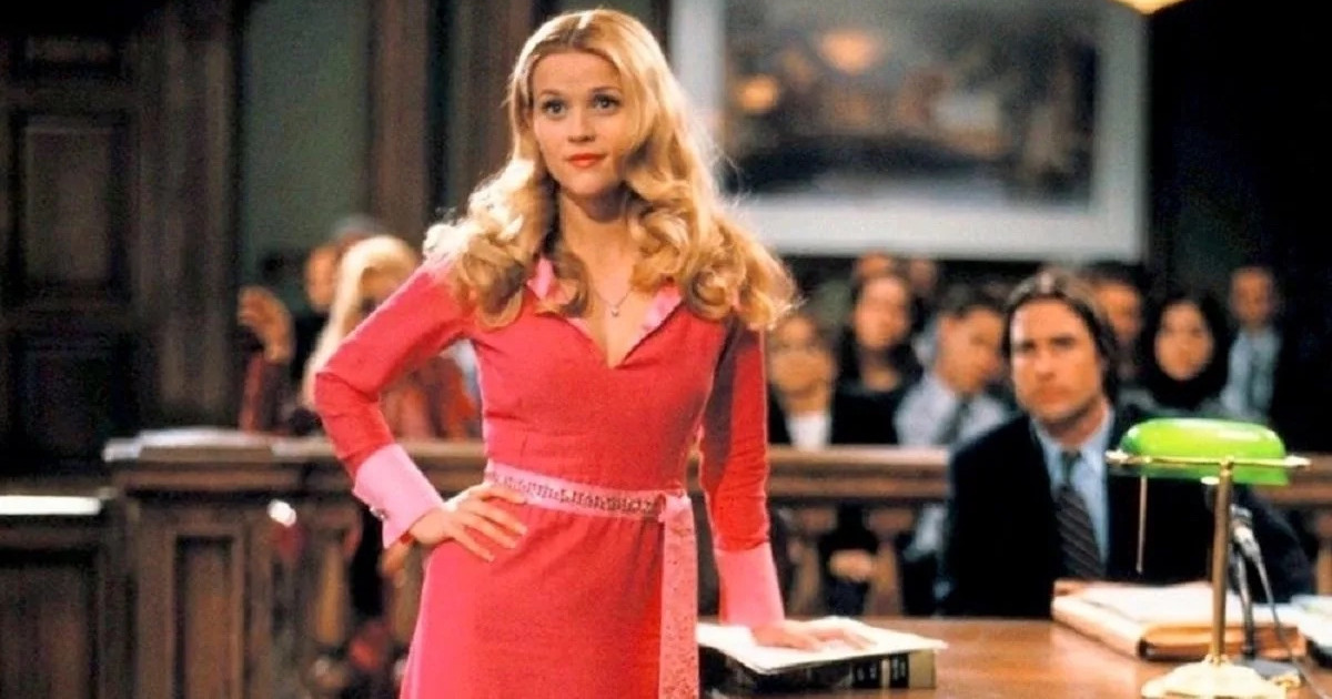 Premierdátumot kapott a Doktor Szöszi-előzménysorozat, Elle Woods tini lesz 