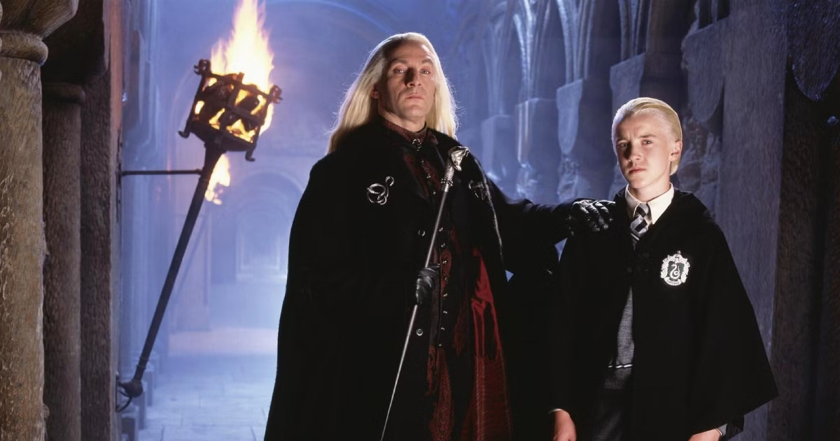 Mégsem lesz annyira könyvhű? Egy fontos karakter korábban érkezik a Harry Potter-sorozatba 