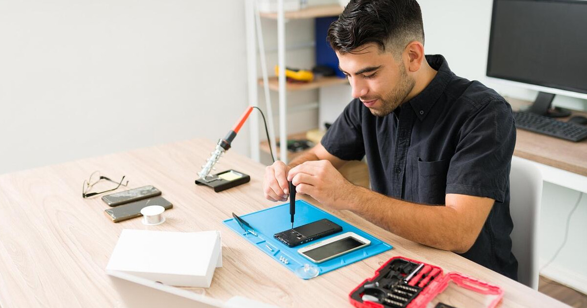 Mobiltelefon kijelzők cseréje: amit tudni kell az LCD-ről és OLED-ről