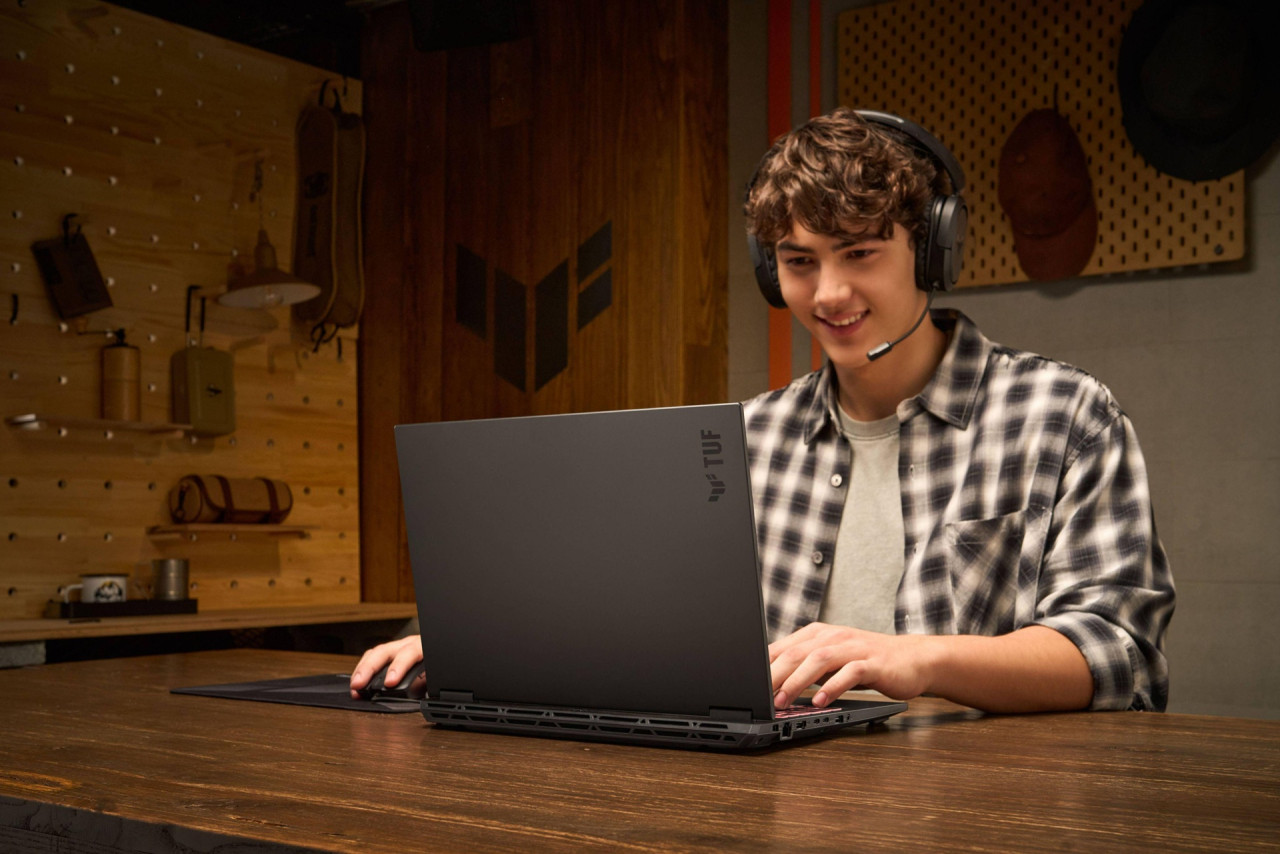 A kép forrása: ASUS