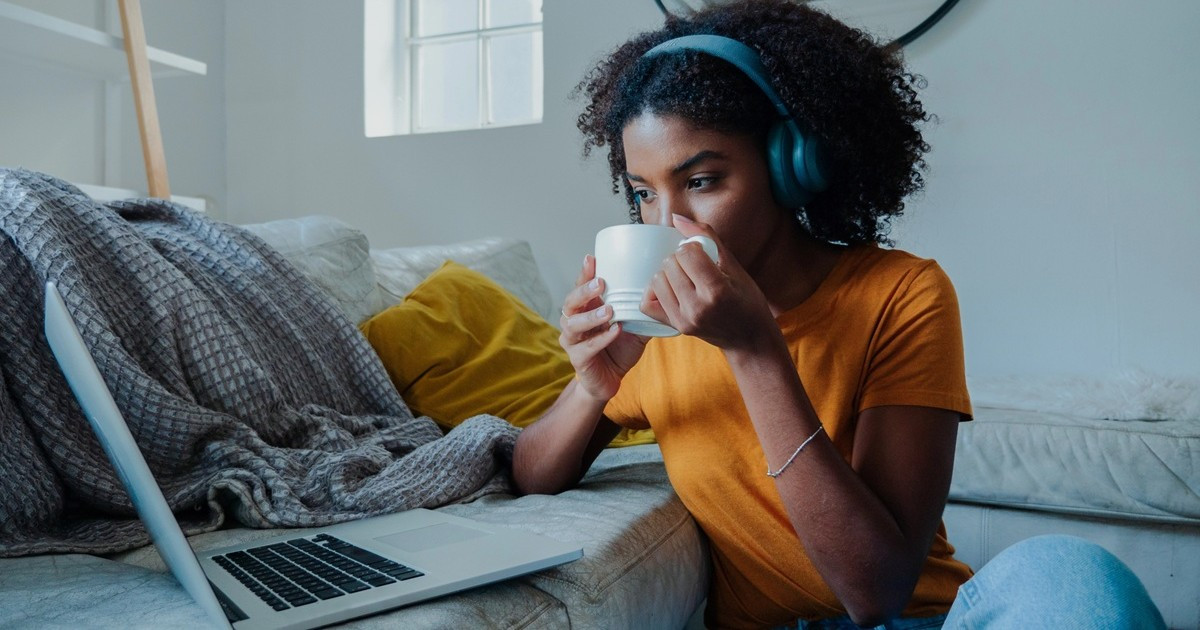 Az ASUS segít, hogy ne parázz, ha véletlenül leöntöd kólával a laptopod