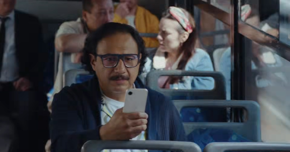 Házon belül is kemény versenyben indul itthon az iPhone 17e