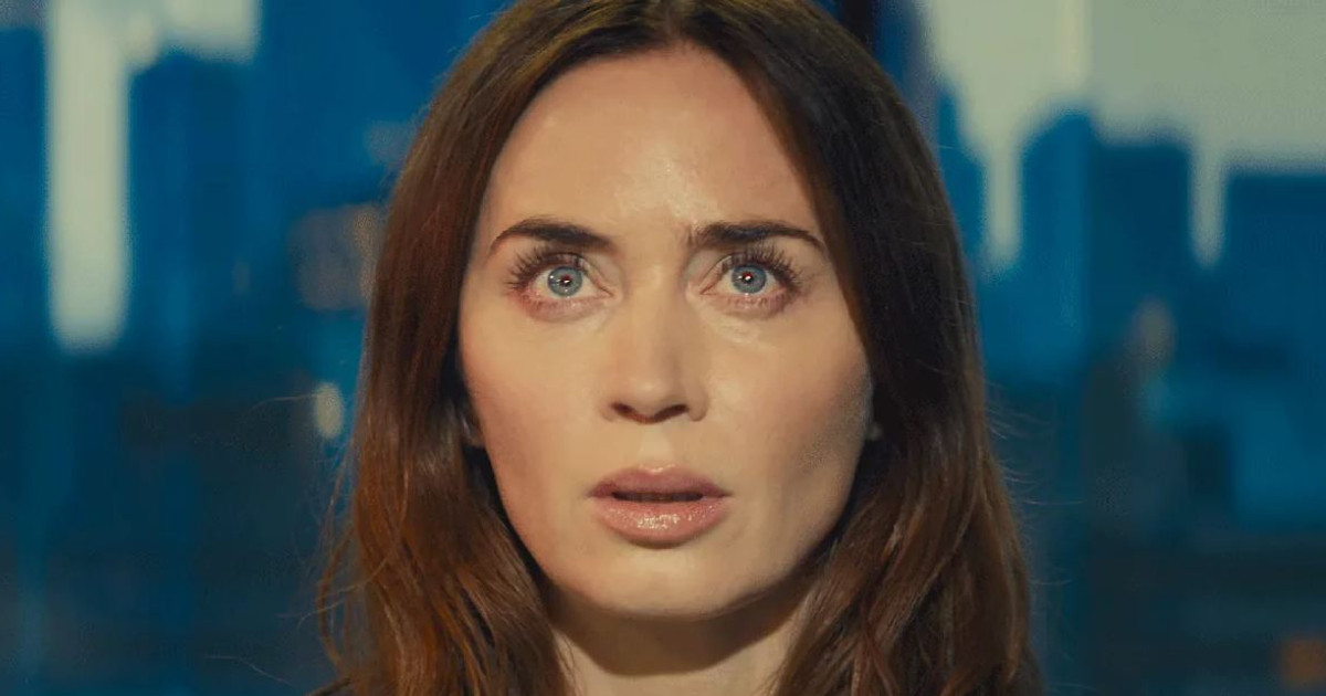 Szarvas, gurgulázó torokhang és gabonakörök is vannak A leleplezés napja új, parás előzetesében