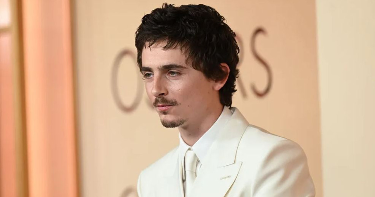 Timothée Chalamet popója kevés volt az Oscarhoz, egy seggdobot viszont felavattak
