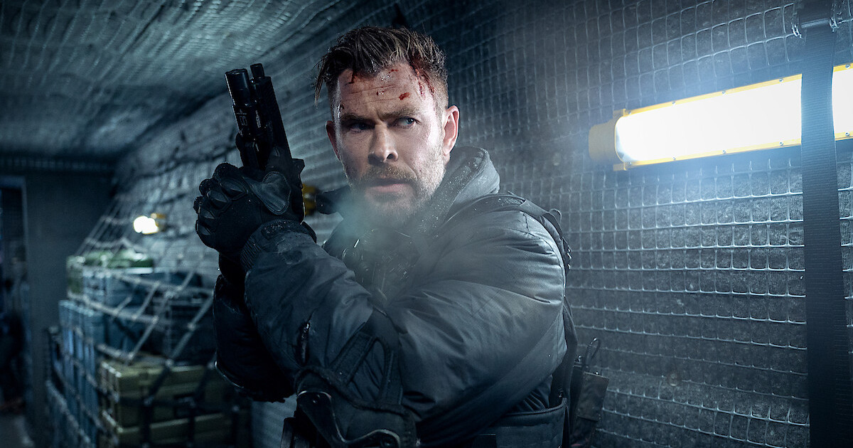 Kétszer is majdnem meghalt, de kit érdekel: hivatalosan is jön a Tyler Rake 3. 