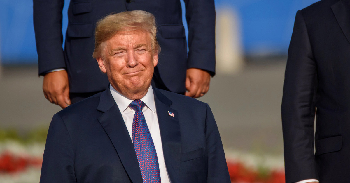 Örvendezhetnek Trump rajongói, még a végén tényleg lesz valami az elnök telefonjából