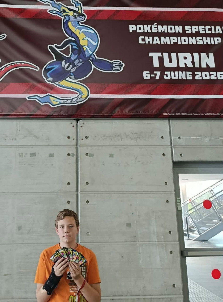 <i>Rác Bonifác képviselheti hazánkat a Pokémon TCG Junior vb-n (Kép forrása: PokéIndex Facebook oldala)</i>