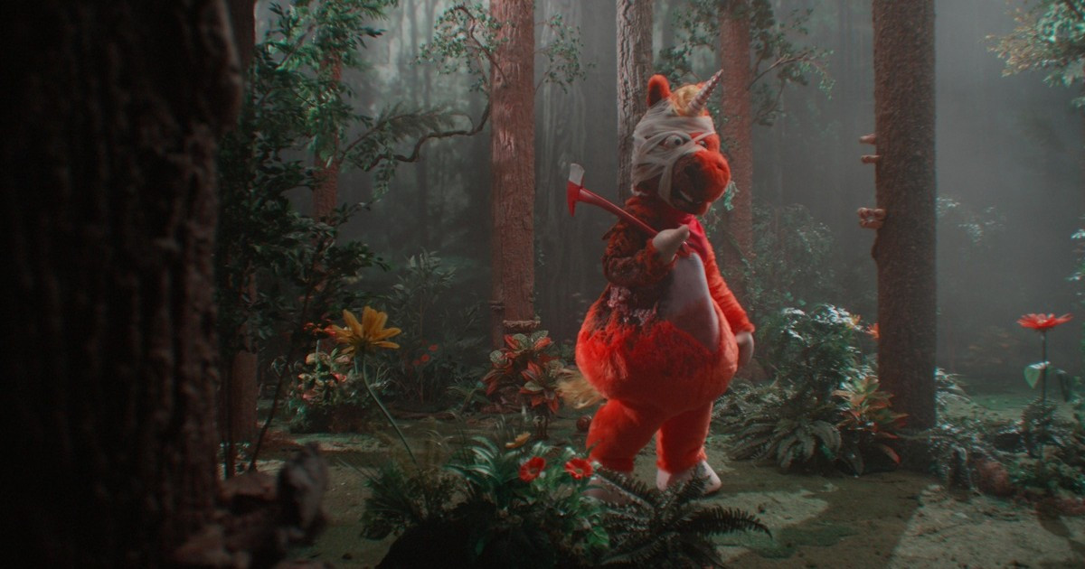 Ez egy rohadt beteg horror lesz, kedvcsináló előzetest kapott a Buddy