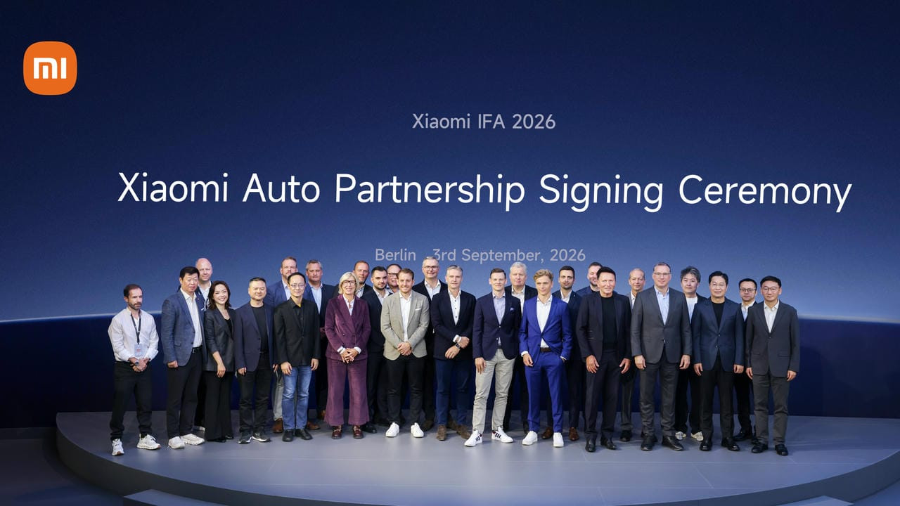 Az aláírási ceremónia az IFA Berlin 2026 során - forrás: Xiaomi