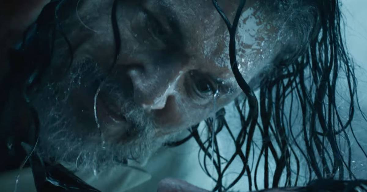Johnny Depp már nappal is iszik, befutott a Day Drinker igen furcsa első előzetese 