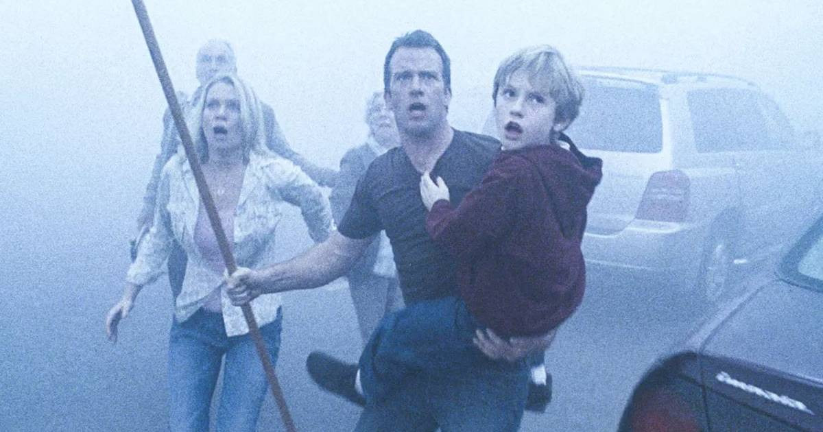 Mike Flanagan nem engedi el A Setét Tornyot, A köddel pedig merész tervei vannak