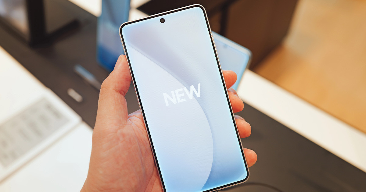 Zsinórban a nyolcadik Samsung Galaxy S mobil jöhet ugyanolyan töltési képességekkel