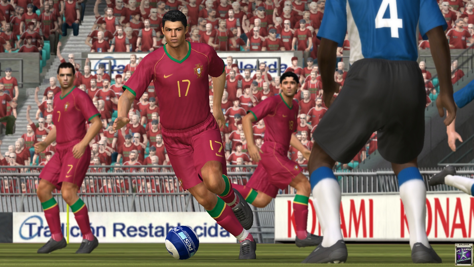 A PES 2008 Cristiano Ronaldóval erősít A PES 2008 Cristiano Ronaldóval erősít