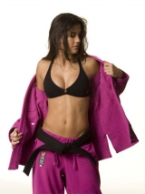 Gina Carano a Red Alert 3-ban Gina Carano a Red Alert 3-ban