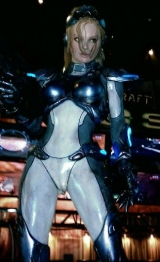Nyakunkon az E3 Nyakunkon az E3