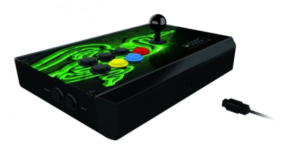 Jön a Razer Atrox