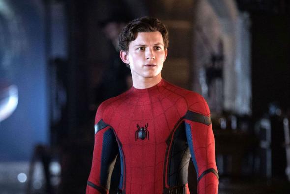 spidermanfarfromhomepeterparker15623943900.jpg