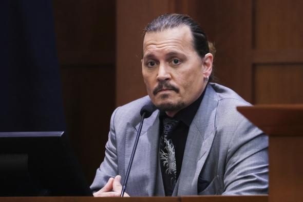 220420-johnny-depp-courtroom-ac-627p-0a31d8.jpg