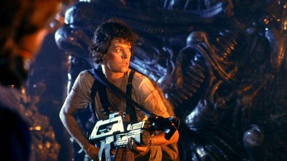 pc-guru-dragan-add-az-eleted-die-hard-robocop-aliens-bruce-willis-sylvester-stallone-kurt-russel-john-carpenter-5.jpg