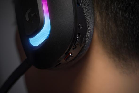 g522-lightspeed-controls.jpg