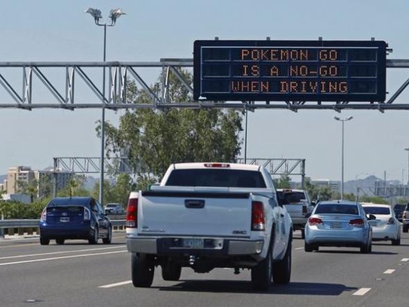 pokemon-go-freeway.JPG