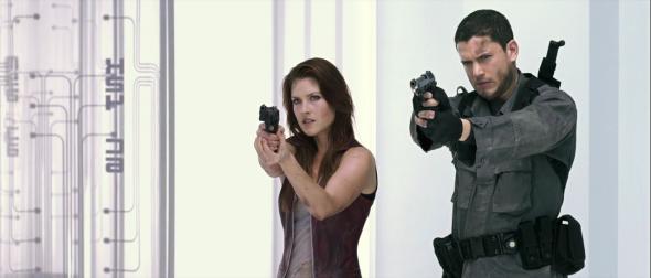 resident-evil-afterlife-chris-claire.jpg