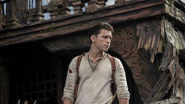 tom-holland-nathan-drake-kosztum-01.jpg